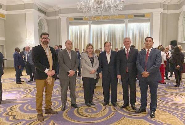 Crónica / ¿Salen de “joda” con viáticos millonarios?