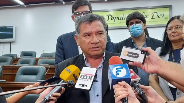 Contundente denuncia de liberales deja sin defensa a Hugo Javier