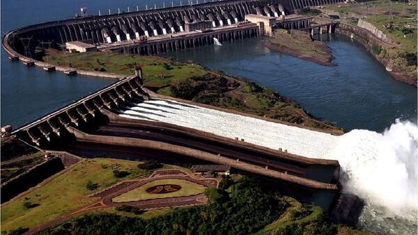 Itaipú no logrará producir toda la energía garantizada
