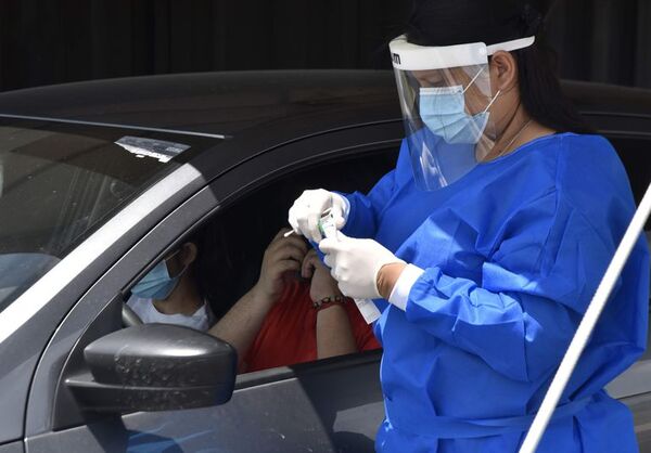 Población no se vacuna. Mientras, aumentan los pedidos de test covid - Nacionales - ABC Color