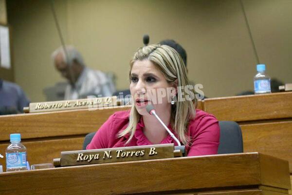 Roya pide informes a Salud sobre compras de insumos oncológicos y para diálisis – Diario TNPRESS