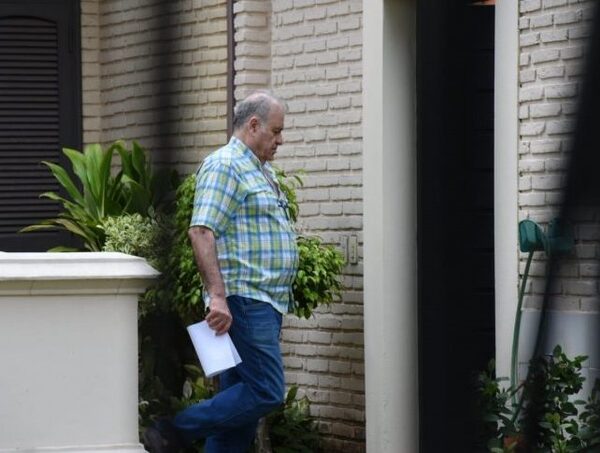 En 5 años, la familia González Daher movió 6.5 billones de guaraníes · Radio Monumental 1080 AM