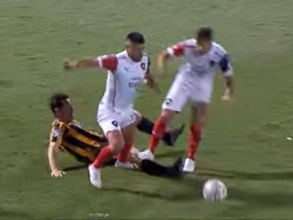 Análisis arbitral: el pisotón de Carrascal tampoco fue para roja - Cerro Porteño - ABC Color