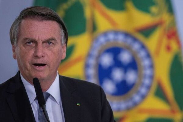 La Justicia emplaza por 48 horas a Bolsonaro por el “pasaporte de vacunas” a extranjeros