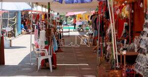 La Nación / Vendedores de Caacupé reportan bajas ventas de sus productos