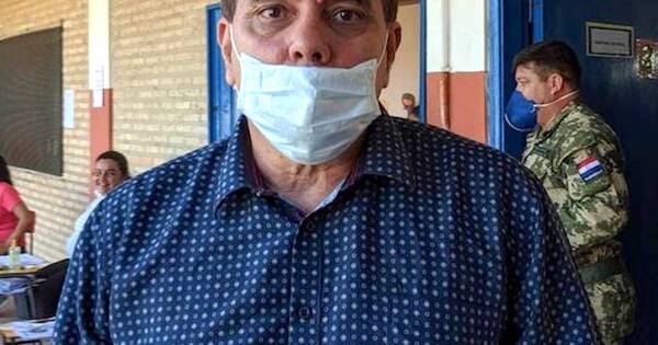 La Nación / “El aporte voluntario no está prohibido y suple la ineficiencia del MEC”, dice Marecos