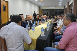 Inversionistas extranjeros se reunieron con autoridades de Ayolas - Nacionales - ABC Color