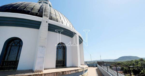 La Nación / Recorrido en lo alto del mirador de la Basílica para conocer la leyenda de la Virgen de Caacupé