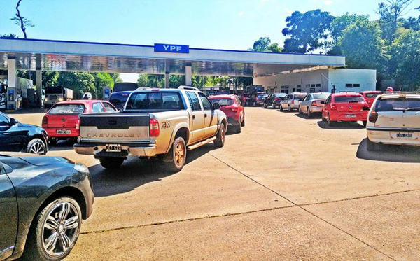 Buscan poner horario para venta de combustible a extranjeros en Yguazú - La Clave