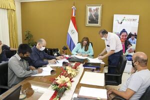 INDERT firmó contrato con empresas adjudicadas para la construcción de sistemas de agua en Amambay y Caazapa