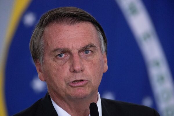La industria pide a Bolsonaro avanzar en reformas para fortalecer crecimiento - MarketData