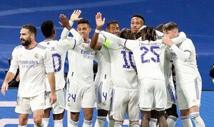 Real Madrid frena al Inter y pasa como líder a 'octavos' de la Champions