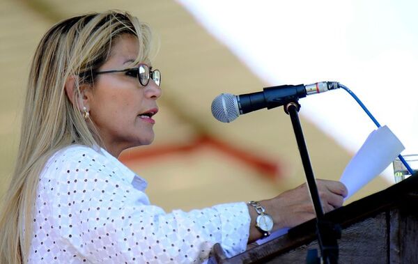 Un juez boliviano niega pedido de libertad a la expresidenta interina Áñez - Mundo - ABC Color