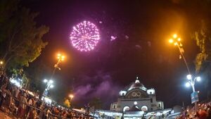 Finalmente se recibió con pirotecnia el Día de la Virgen de Caacupé