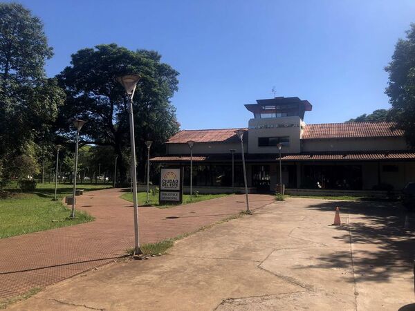 Proyectan un museo aéreo en Ciudad del Este - ABC en el Este - ABC Color