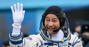 La Nación / Rusia retoma el turismo espacial con envío de millonario japonés