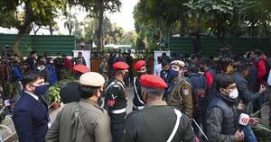 La Nación / India: siete muertos en caída de helicóptero con general del ejército a bordo