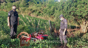 EN PIRAPÓ RECUPERAN MOTOCICLETA QUE HABÌA SIDO HURTADA - Itapúa Noticias