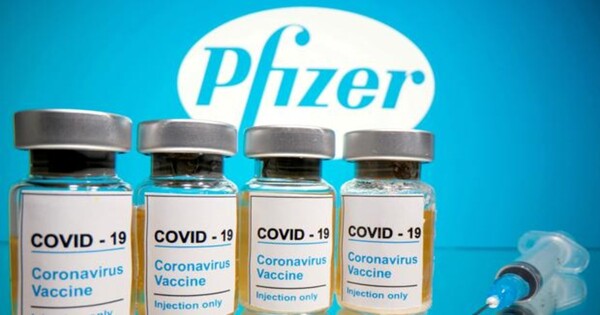 Pfizer y BioNTech aseguraron que la tercera dosis neutraliza la variante ómicron - El Independiente
