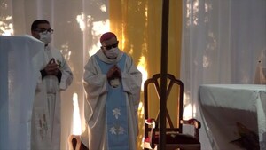 Monseñor Claudio Silvero, presente en la misa central de Itacuá
