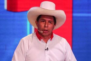 Congreso peruano rechaza pedido de destitución de Castillo