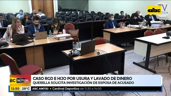 Querella pide investigar a esposa de RGD - ABC Noticias - ABC Color