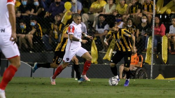 Olimpia pide aclarar situación de expulsados