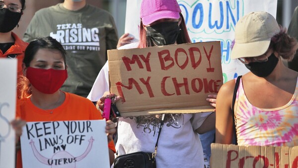 California entra en batalla por derecho al aborto en EE.UU con plan de defensa - El Independiente