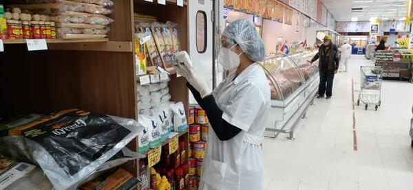 Regalarán kits de alimentos a quienes se vacunen contra el covid-19 en supermercados
