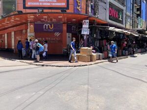 Moderado movimiento comercial en Ciudad del Este - ABC en el Este - ABC Color