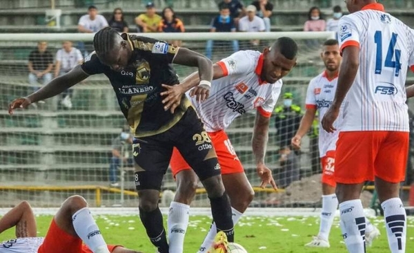 Diario HOY | Denuncian amenazas contra jugadores de club colombiano envuelto en escándalo