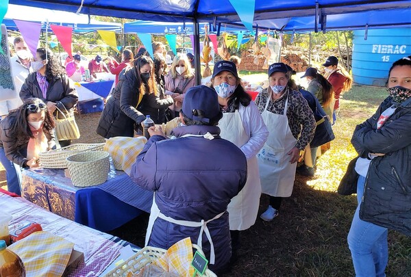 Gran feria agroecológica y cultural en el WTC para celebrar programa de ayuda del PNUD a iniciativas comunitarias – La Mira Digital