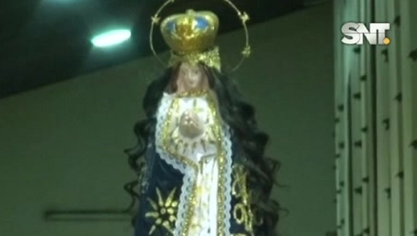 Populoso barrio honra a la Virgen de Caacupé - SNT