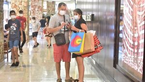 Comerciantes perciben reactivación  dispar de las ventas en diciembre