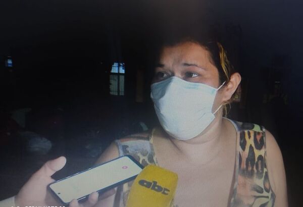 Mamá de recién nacida denuncia presunta negligencia médica - Nacionales - ABC Color