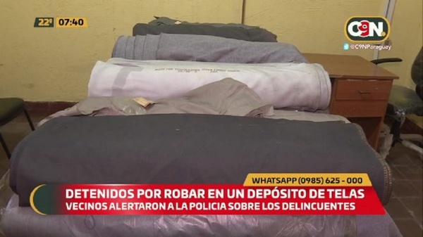 Noche y Madrugada: Sorprendidos robando fardos de telas - C9N