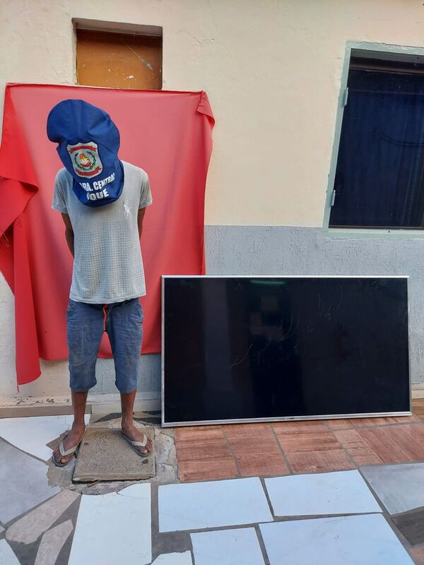 Detenido un hombre por robar un televisor de 70 pulgadas en Luque - Nacionales - ABC Color