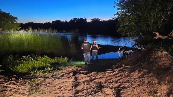 Incautan 116 kilos de marihuana a orillas del río Paraná en Ñeembucú