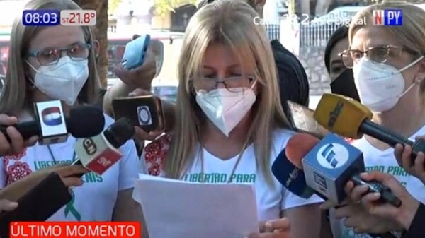 Hijas de Óscar Denis exigieron hablar con Carmen Villalba | Noticias Paraguay