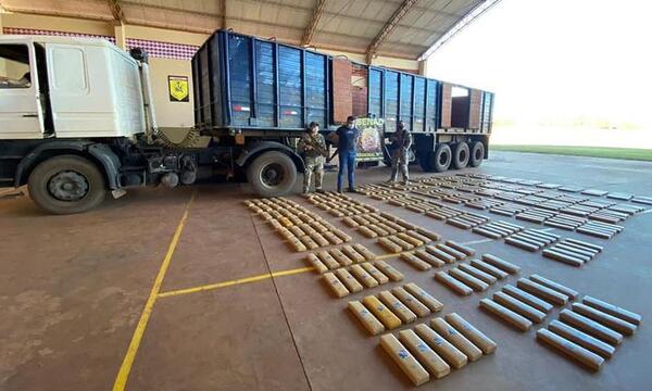 Amambay: Incautan 405 kilos de marihuana, algunos paquetes con la foto de Pablo Escobar – Prensa 5