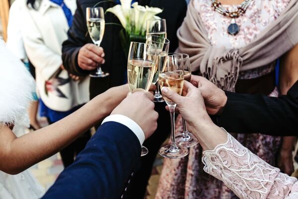 Eventos sociales pueden realizarse con aforo al 100% desde hoy - MarketData