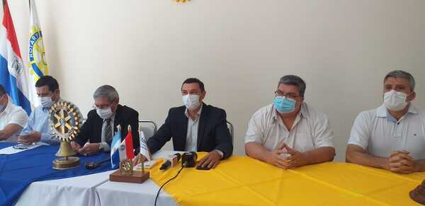 Rotary entregó equipos a hospitales de Encarnación