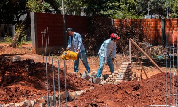 Gobernación invierte G. 6.038 millones en obras para instituciones educativas