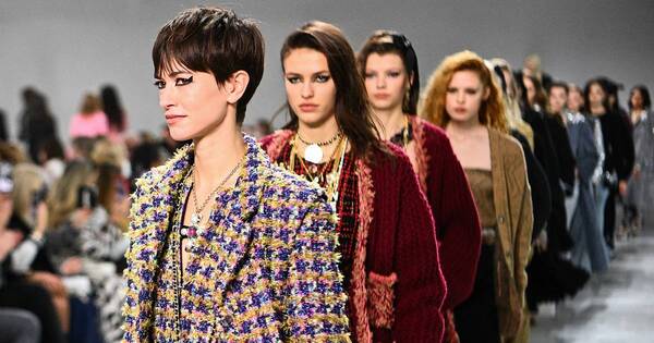 La Nación / Chanel fusionó lujo y calle, a las puertas de París