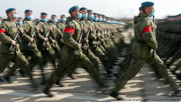 Rusia y Argentina firman acuerdo: Militares argentinos serán entrenados en academias rusas