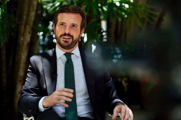 Presidente del PP de España celebra la fuerza pujante del paraguayo y condena regímenes totalitarios - Nacionales - ABC Color