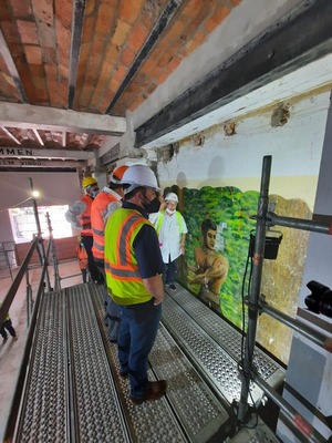 MOPC y Secretaría de Cultura coordinan restauración de murales en edificio del Puerto de Asunción - .::Agencia IP::.