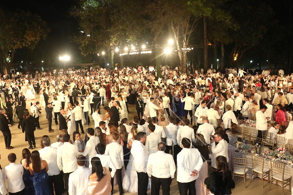 Nuevas medidas del Ministerio de Salud habilita capacidad del 100% en eventos sociales
