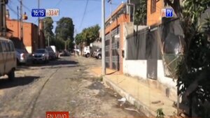 Vecinos del barrio San Vicente denuncian desidia de la Essap | Noticias Paraguay