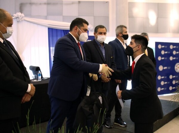 Ceremonia de graduación de nuevos árbitros - APF
